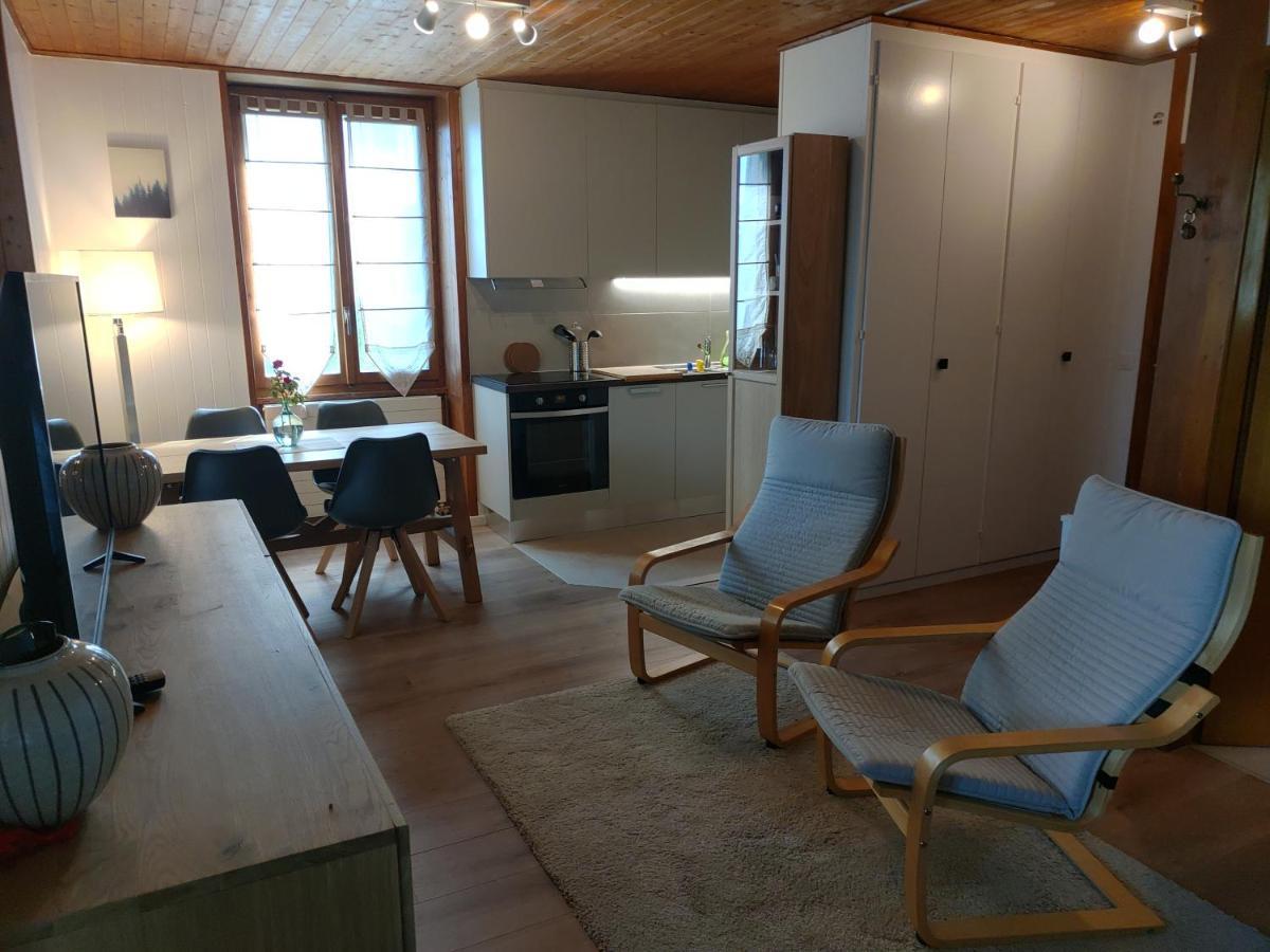 Studio au calme, vue imprenable sur la vallée Leysin Extérieur photo